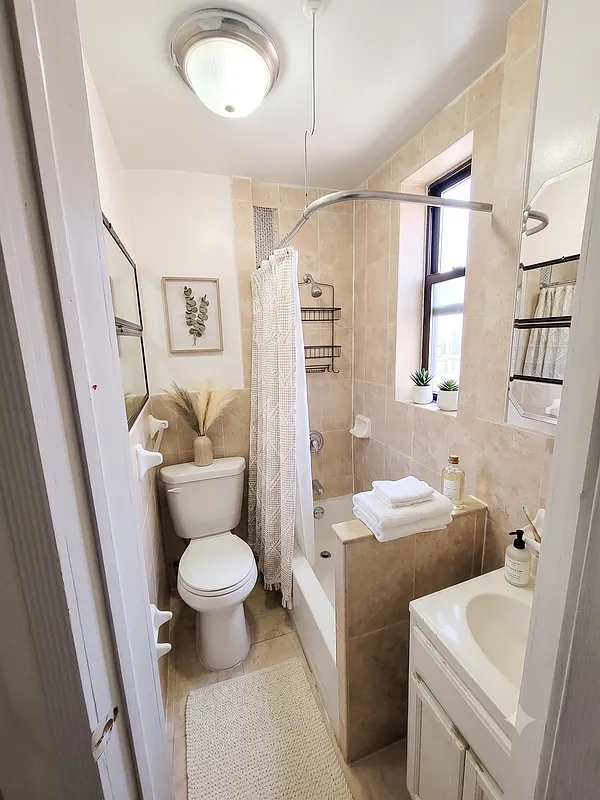 601 West 181st - Photo 4