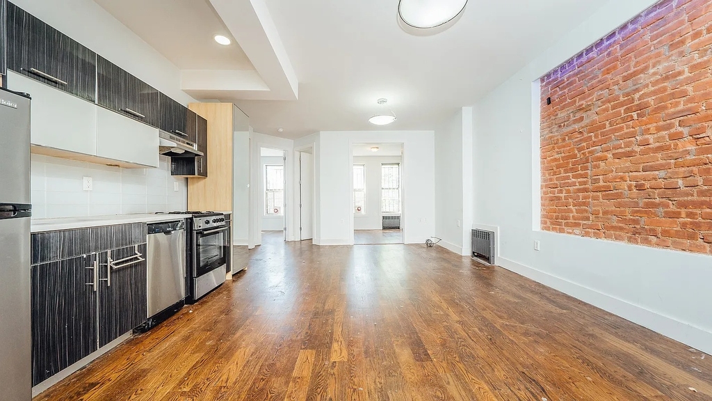 287 Troutman Street - Photo 0