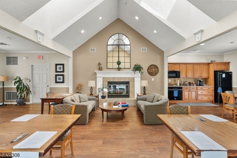 309 English Place - Photo 25