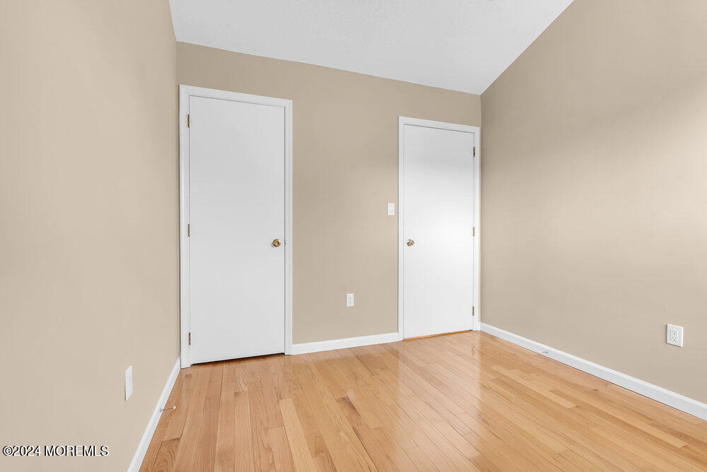 87 Richmond Court S - Photo 24