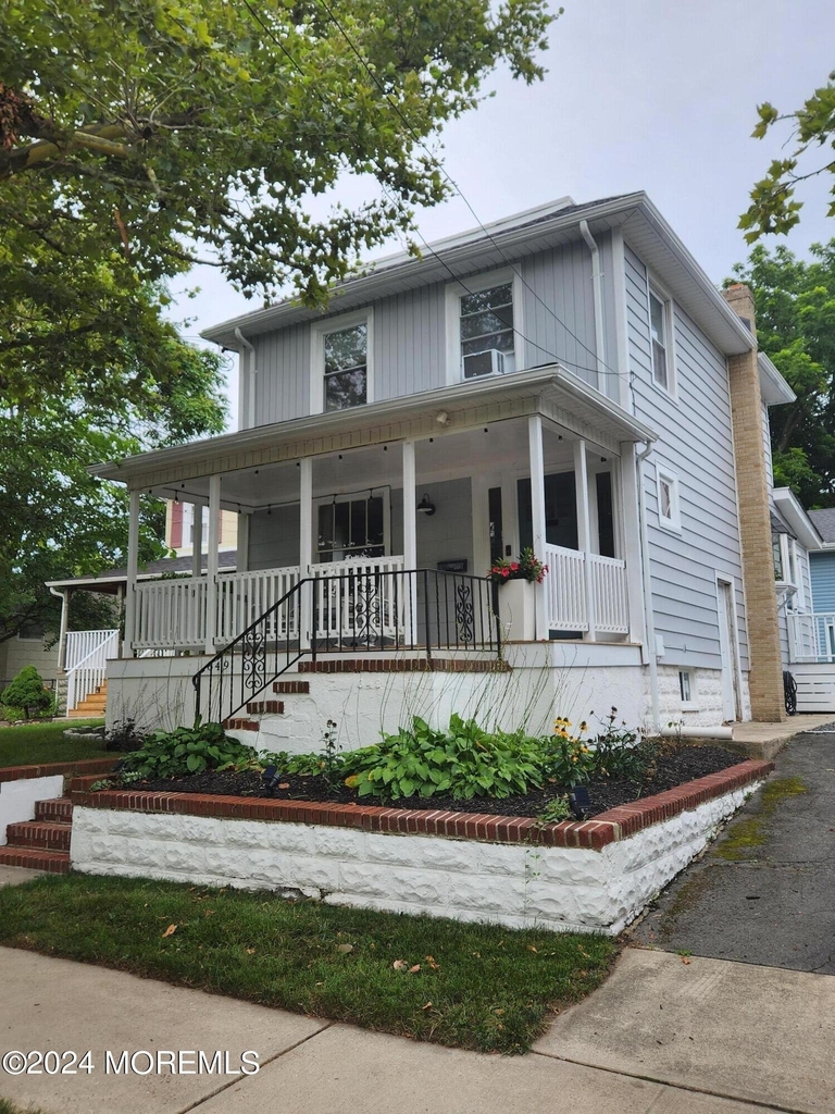 849 Central Avenue - Photo 0