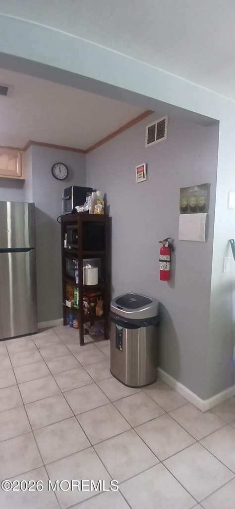 124 College Drive - Photo 5