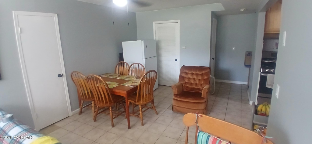 124 College Drive - Photo 4