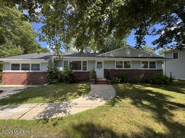 813 Roseld Avenue - Photo 0