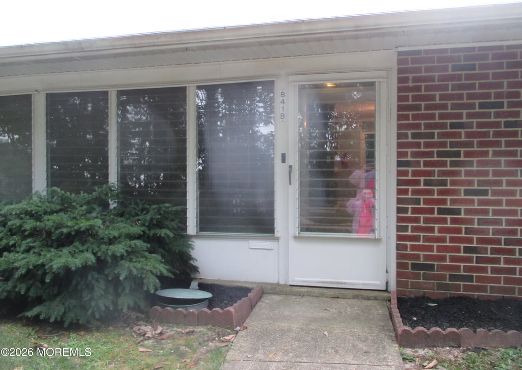 841b Inverness Court - Photo 0
