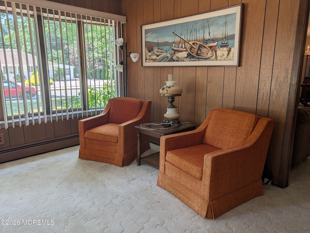 1936 Mount Carmel Boulevard - Photo 2