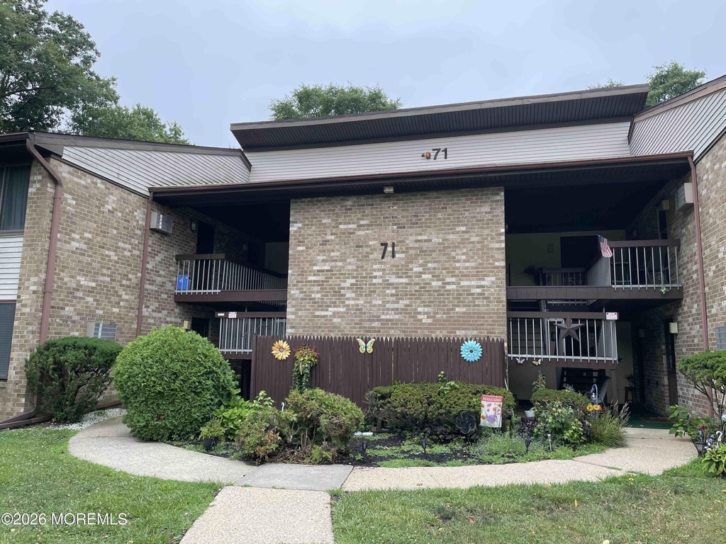 71 Overlook Way - Photo 0