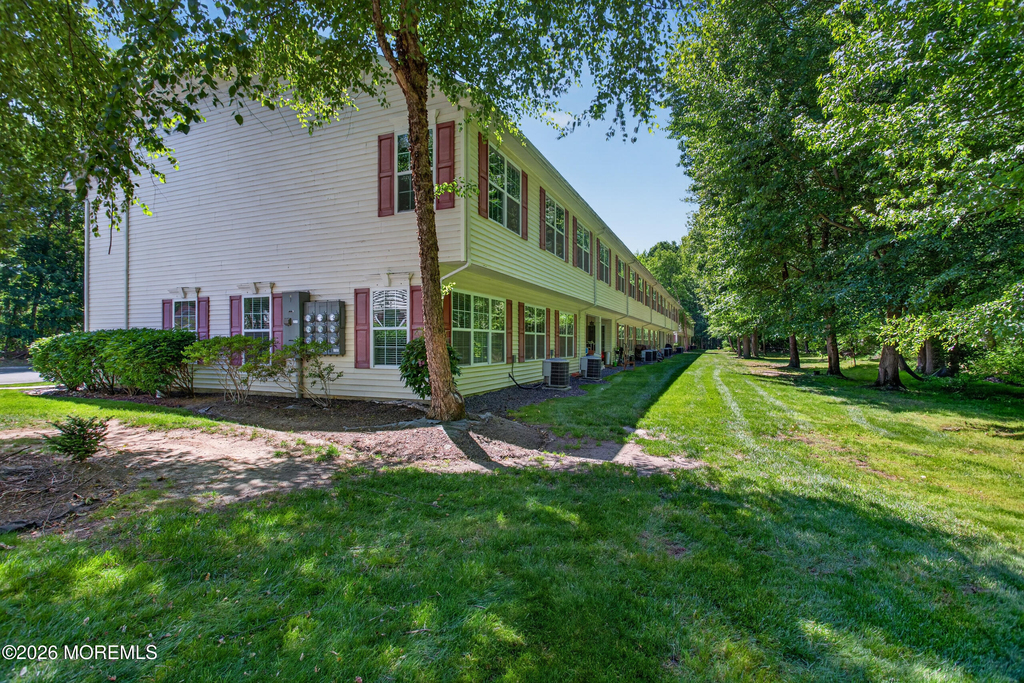 1111 Morning Glory Drive - Photo 2