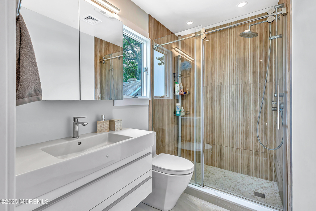 637 Beacon Boulevard - Photo 20