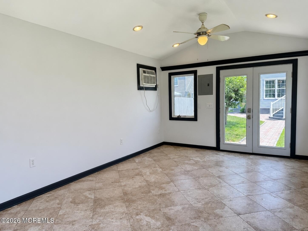 196 South Street - Photo 32