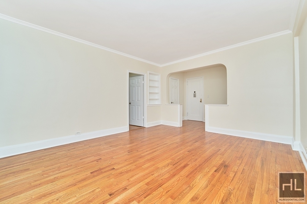 East 24 Street - Photo 2