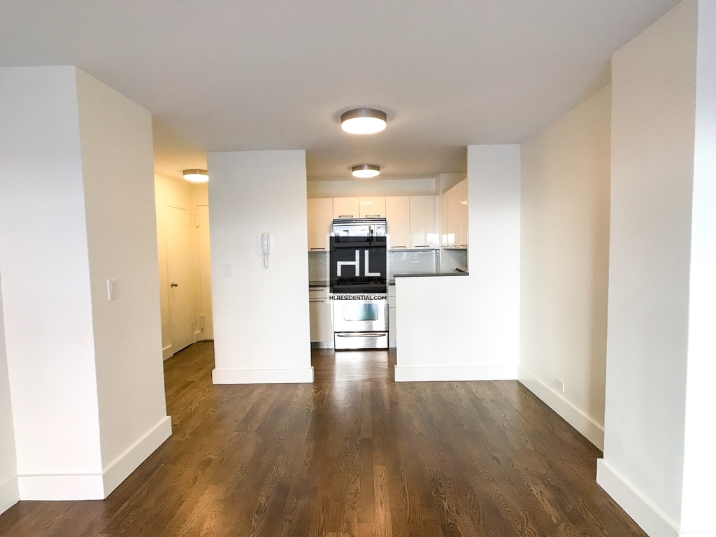 East 63 Street - Photo 0