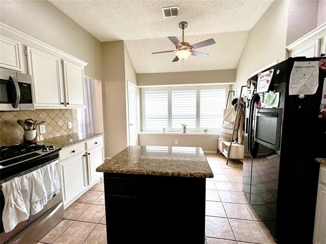 11413 Huntington Road - Photo 16