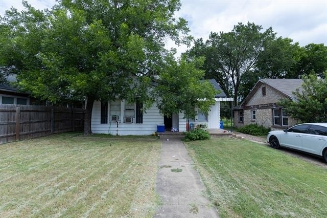 2913 Homan Avenue - Photo 0