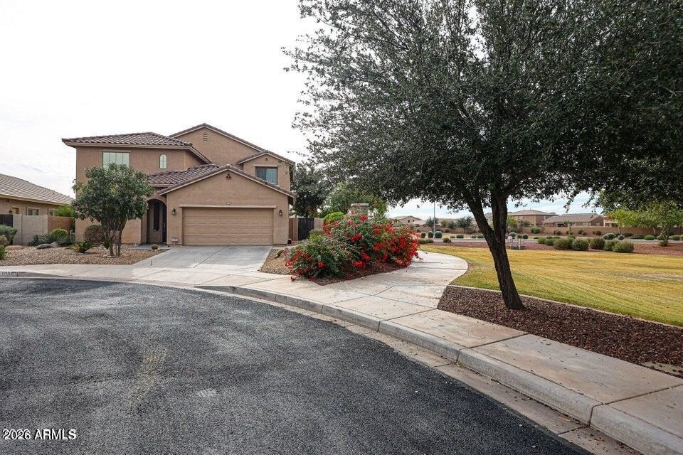 10863 W Washington Street - Photo 1