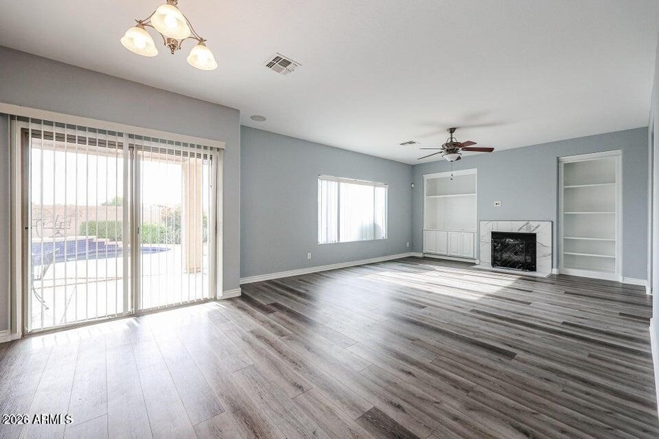 10863 W Washington Street - Photo 7