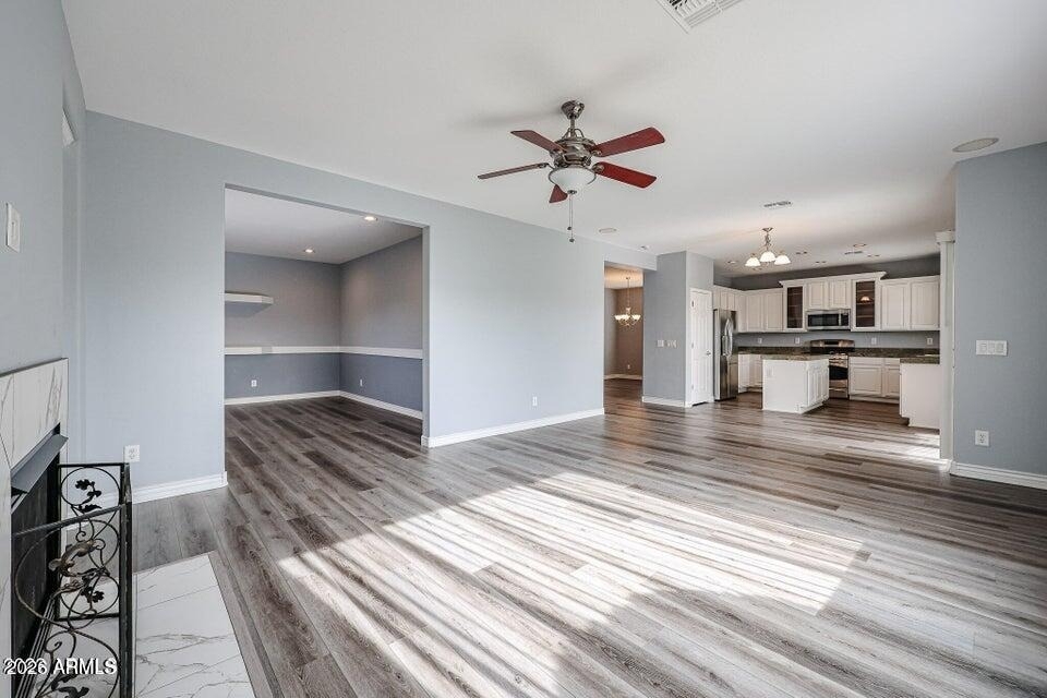10863 W Washington Street - Photo 9