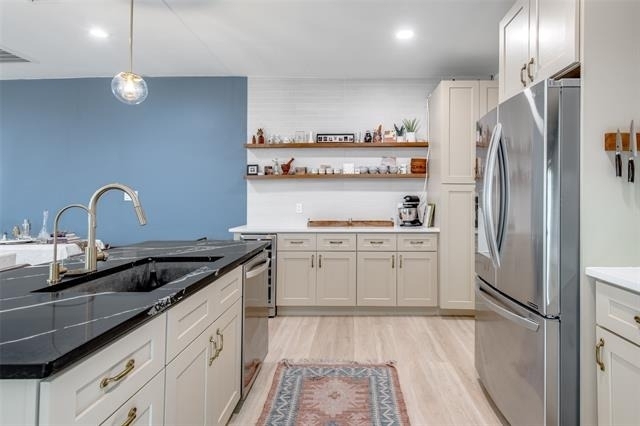 5400 Worth Street - Photo 5