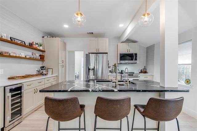 5400 Worth Street - Photo 4