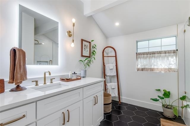 5400 Worth Street - Photo 14