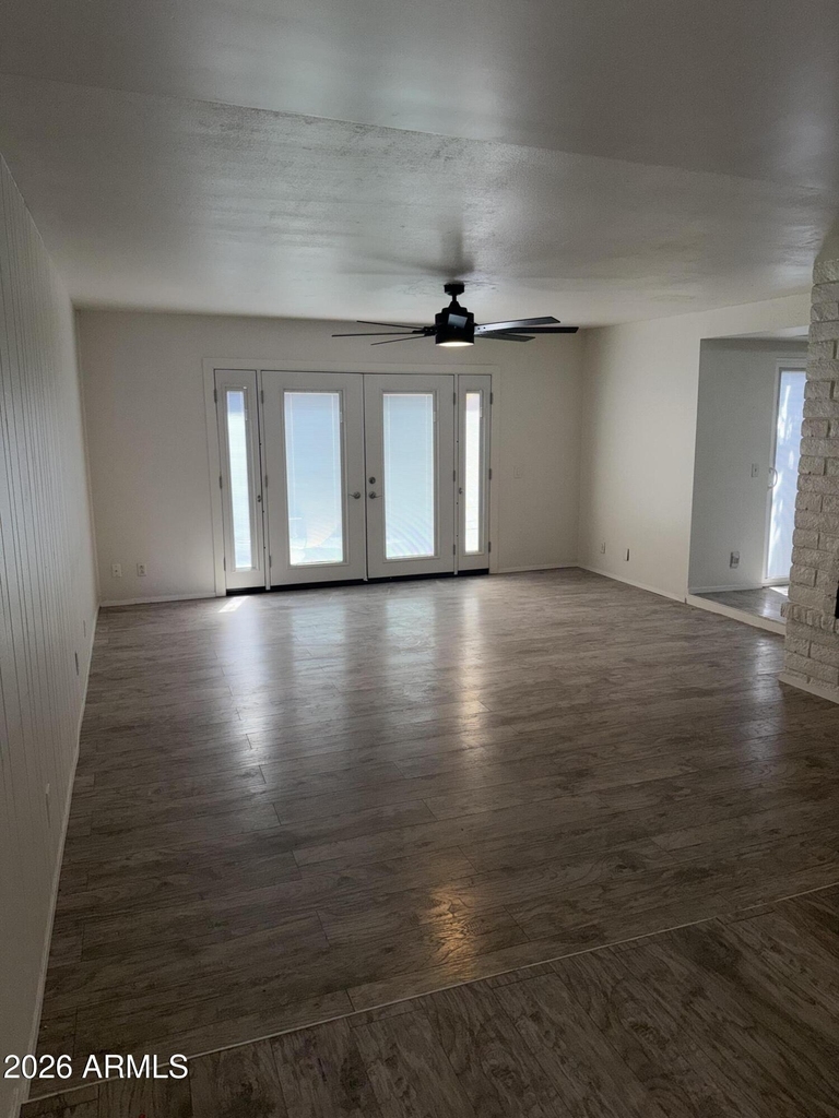 4139 N 78th Place - Photo 3