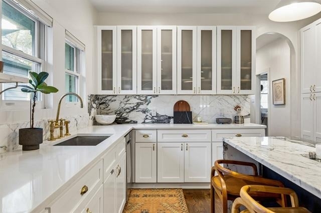 310 N Montclair Avenue - Photo 12