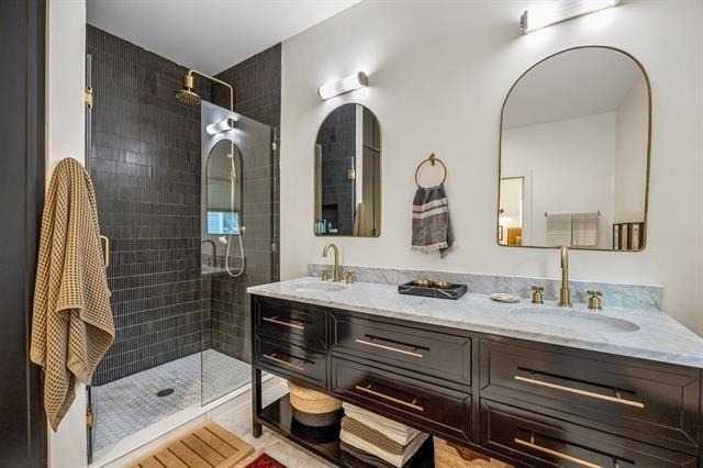 310 N Montclair Avenue - Photo 19