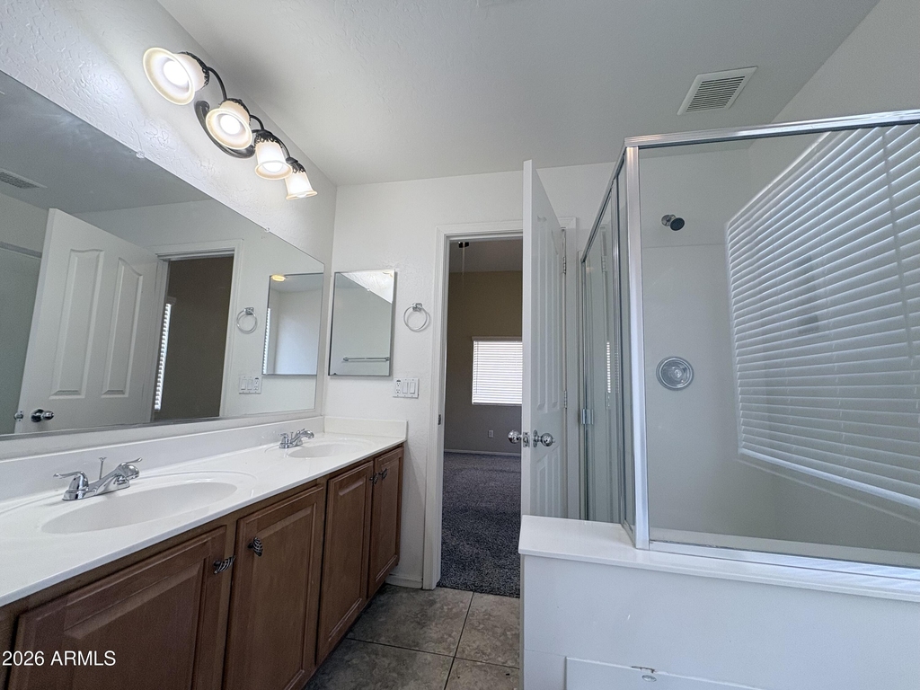 45055 W Portabello Road - Photo 4