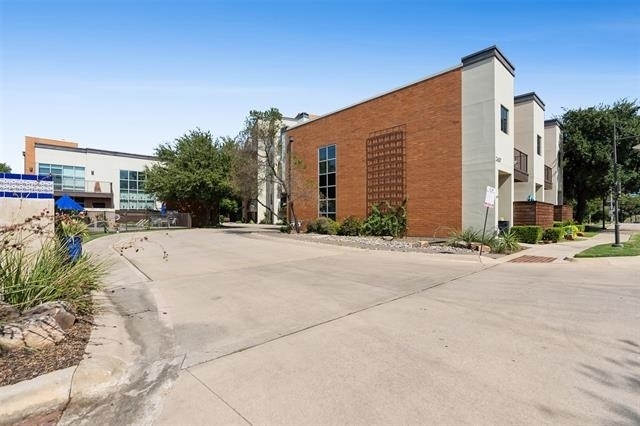 2600 Museum Way - Photo 19