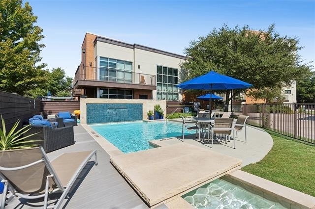 2600 Museum Way - Photo 23