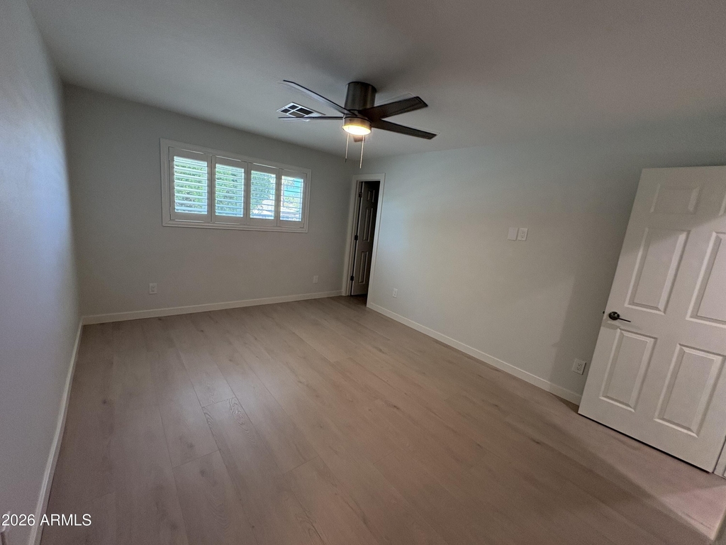 121 E Santa Cruz Drive - Photo 10