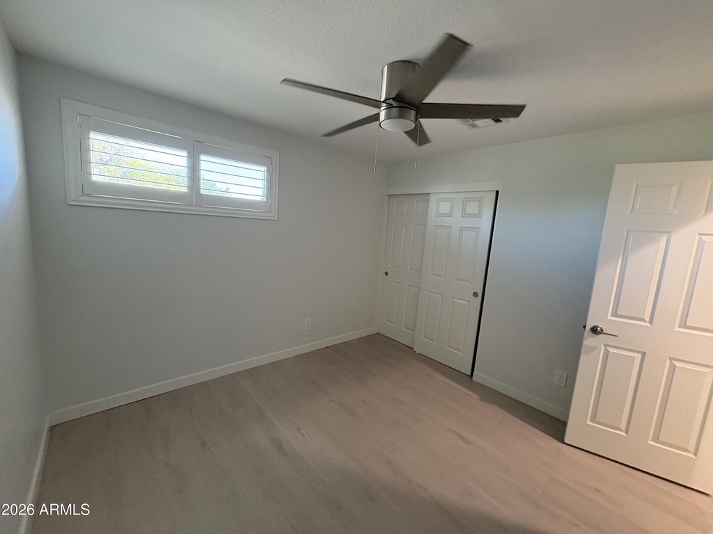 121 E Santa Cruz Drive - Photo 9