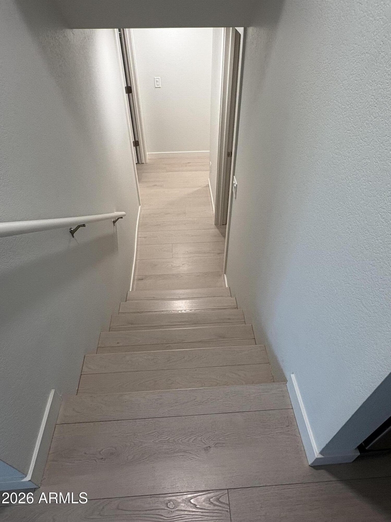 121 E Santa Cruz Drive - Photo 8