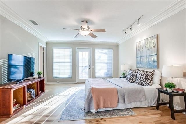 2200 Woodburn Corners - Photo 11