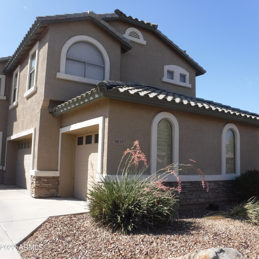9831 E Rosemary Lane - Photo 0