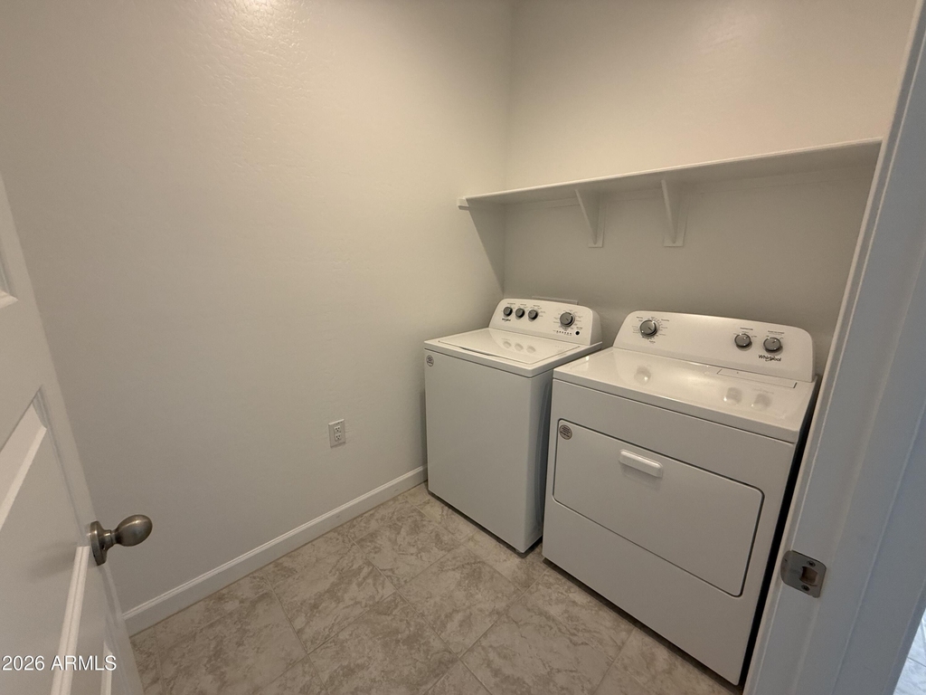 2474 W Sable Avenue - Photo 14