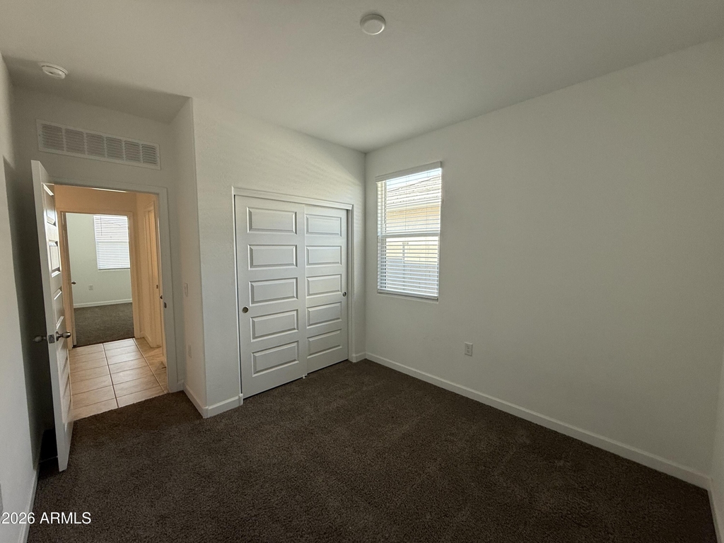 2474 W Sable Avenue - Photo 9