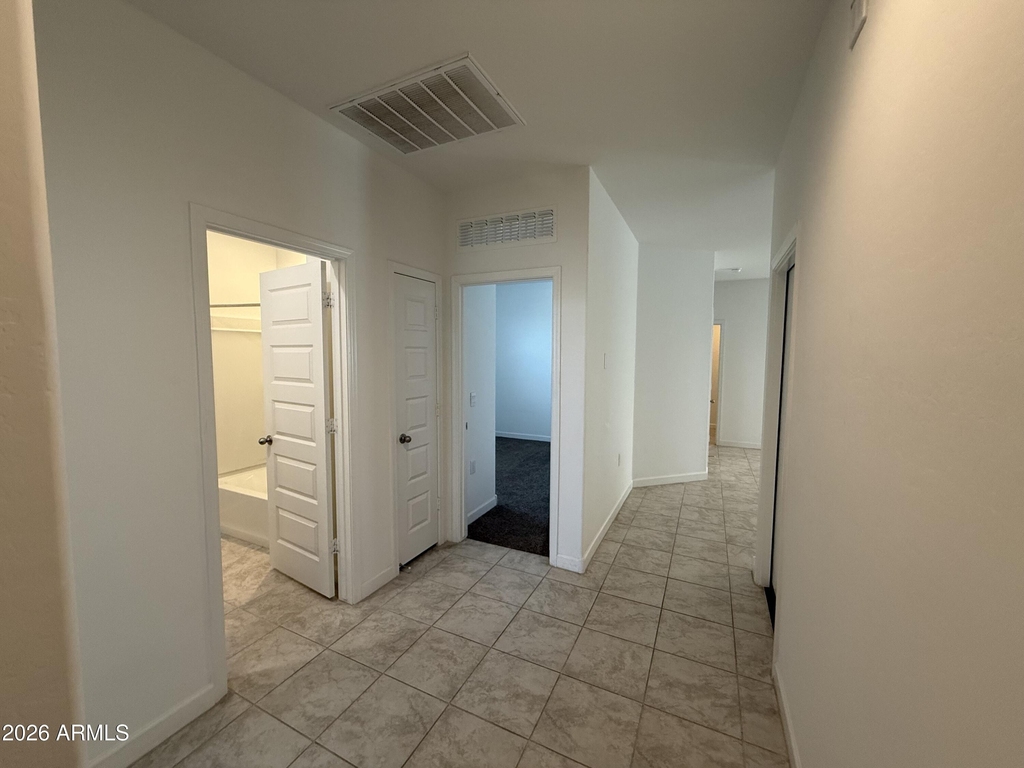 2474 W Sable Avenue - Photo 2