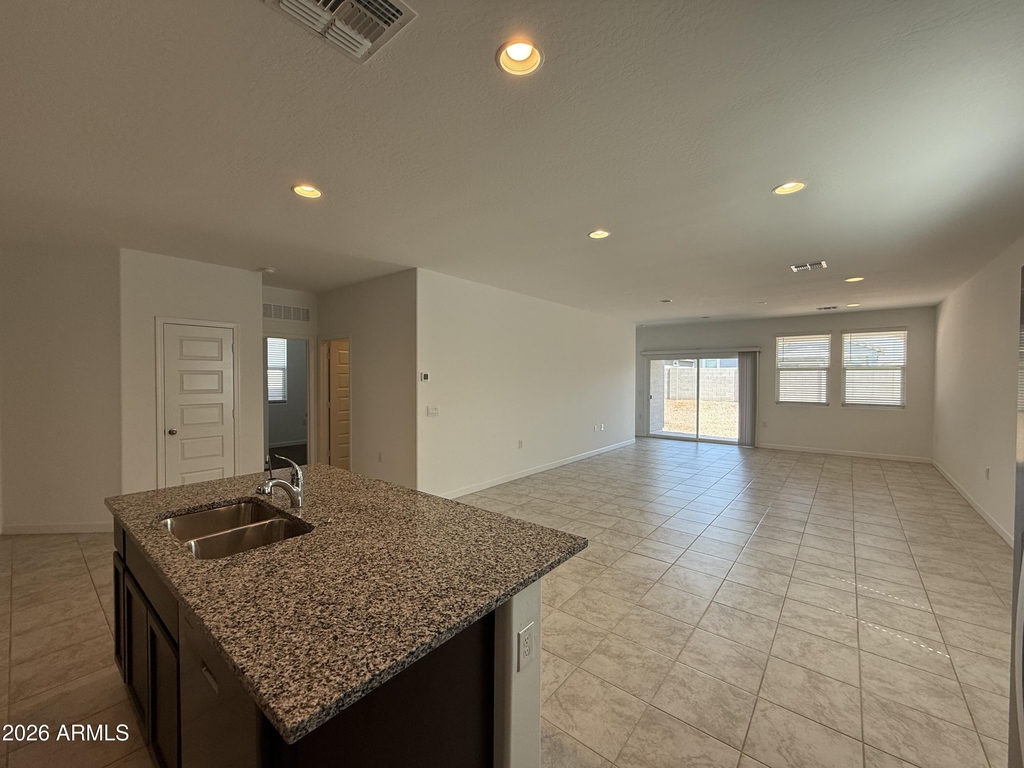 2474 W Sable Avenue - Photo 12