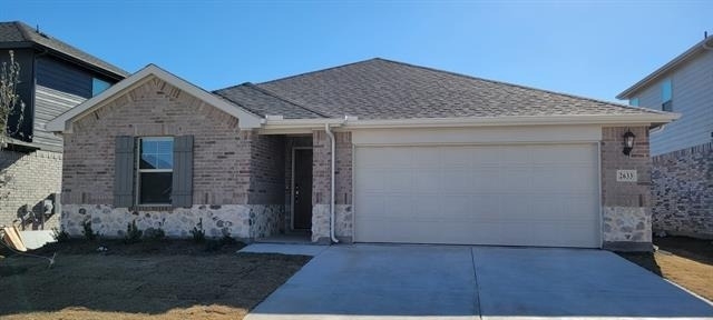 2633 Oneida Lane - Photo 0