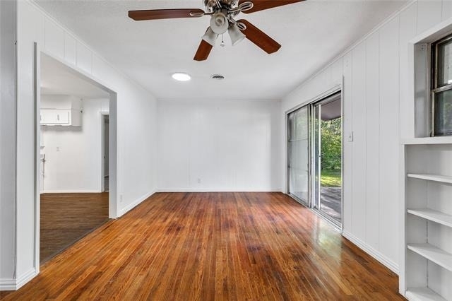 7108 Willis Avenue - Photo 8