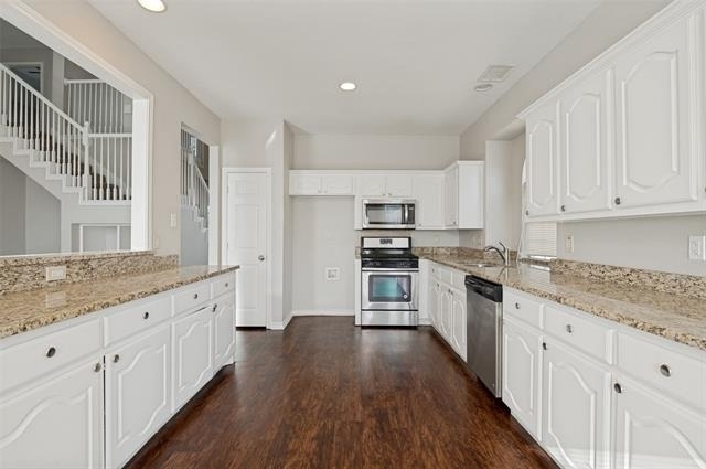 305 Boulder Creek Drive - Photo 8