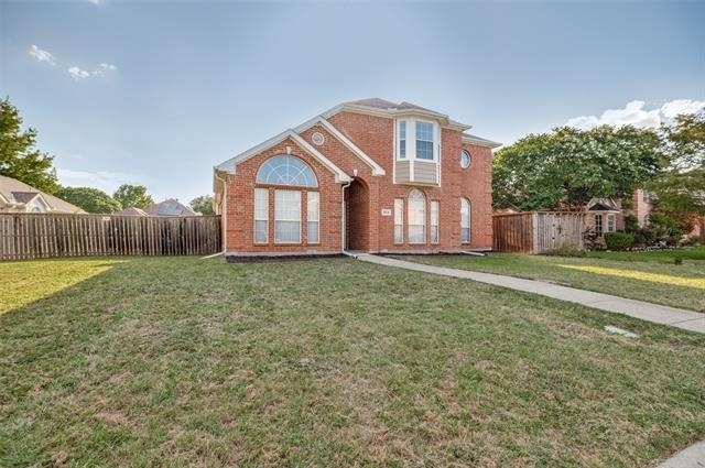 305 Boulder Creek Drive - Photo 1