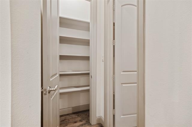 3142 Ross Avenue - Photo 8