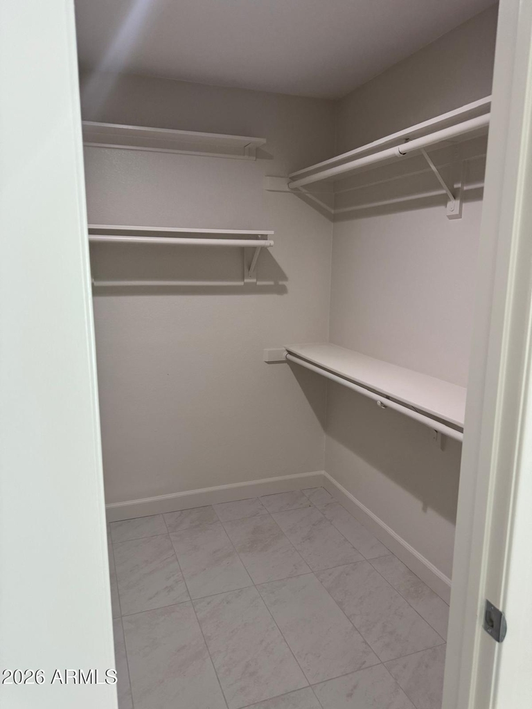 8837 W Highland Avenue - Photo 7