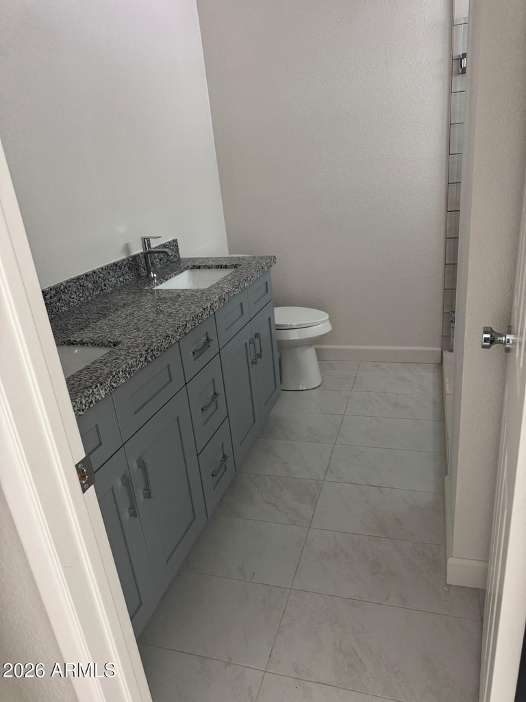 8837 W Highland Avenue - Photo 10