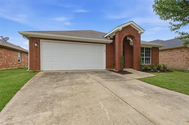 2051 Sunny Side Drive - Photo 2