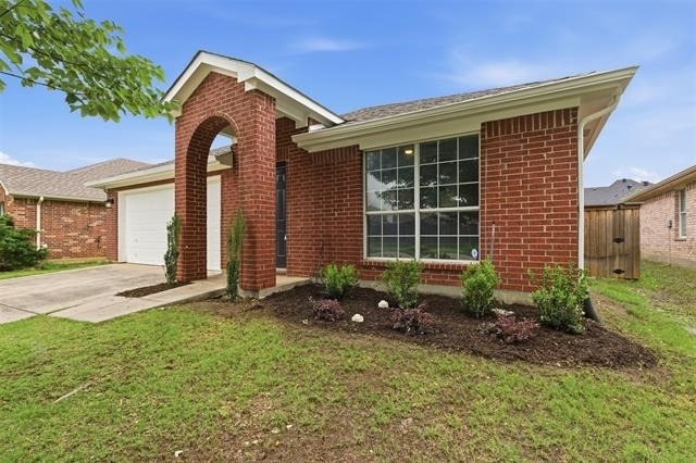 2051 Sunny Side Drive - Photo 4