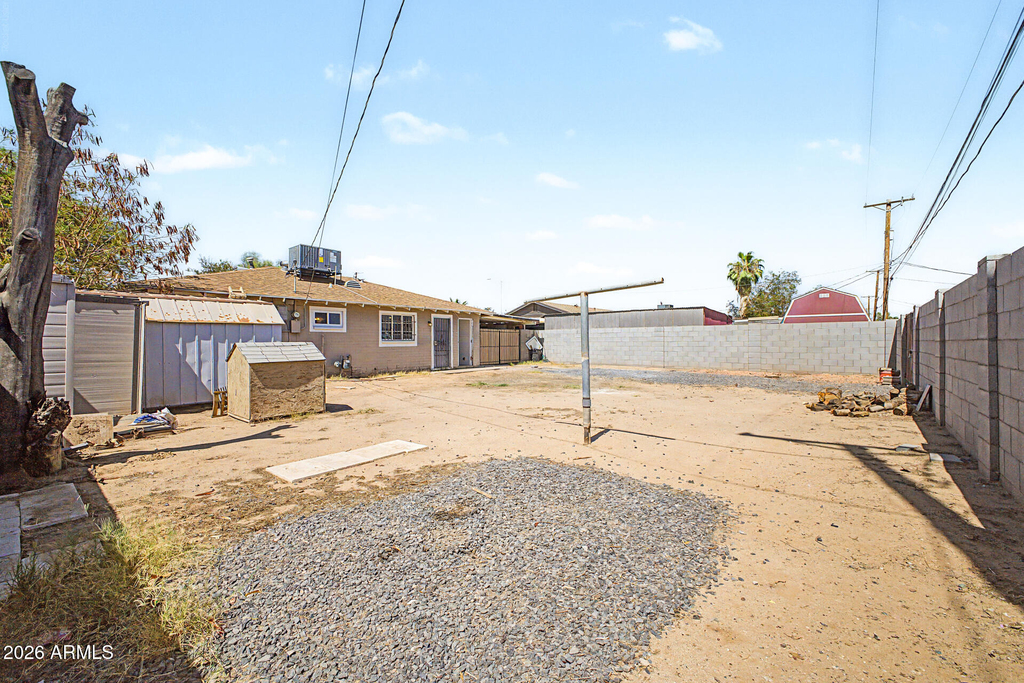 1823 E Sunland Avenue - Photo 22