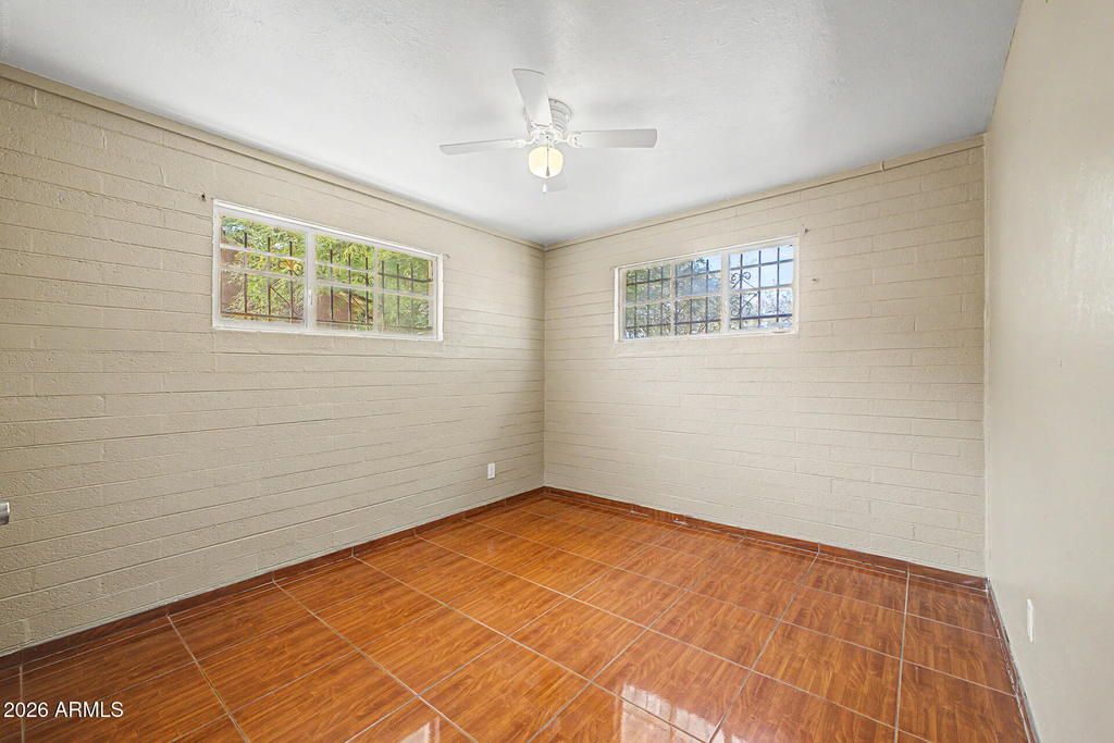 1823 E Sunland Avenue - Photo 14